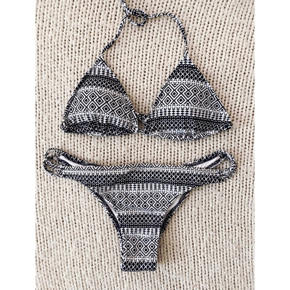 Victoria's Secret Monochrome Geometric Bikini